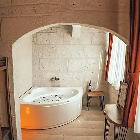 Cappadocia Snora Cave Üchisar